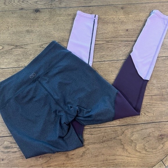 Calia by Carrie Underwood Tri-Colored Leggings in Women's Size Small - Picture 8 of 12